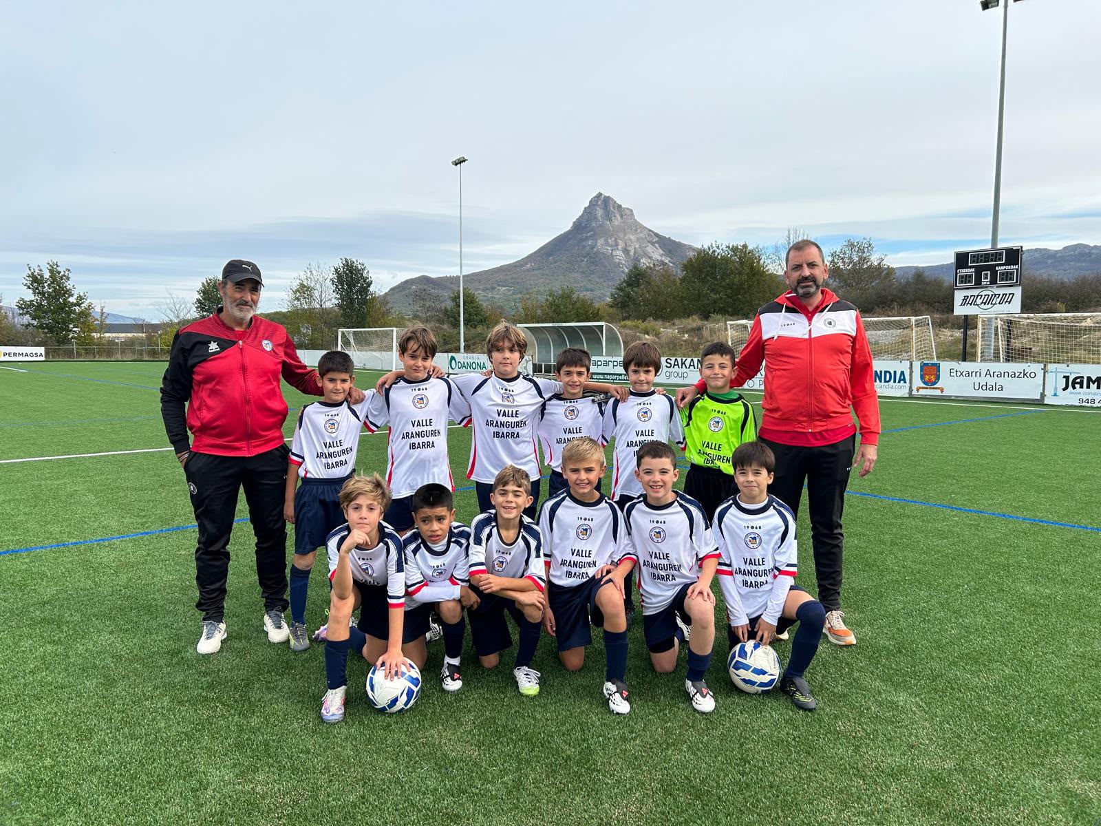 FÚTBOL 8 BENJAMÍN A (2017) - 26-27